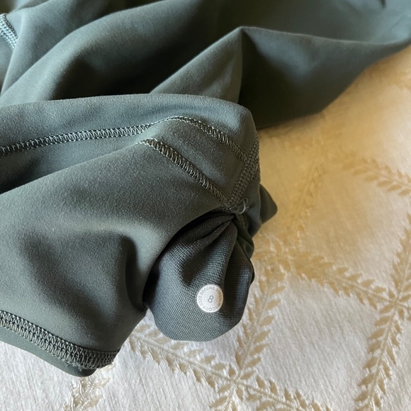 Lululemon 5 leggings bundle - Picture 4 of 12